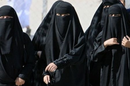 ultra-orthodox-islamic-dress-code-arabia.jpg